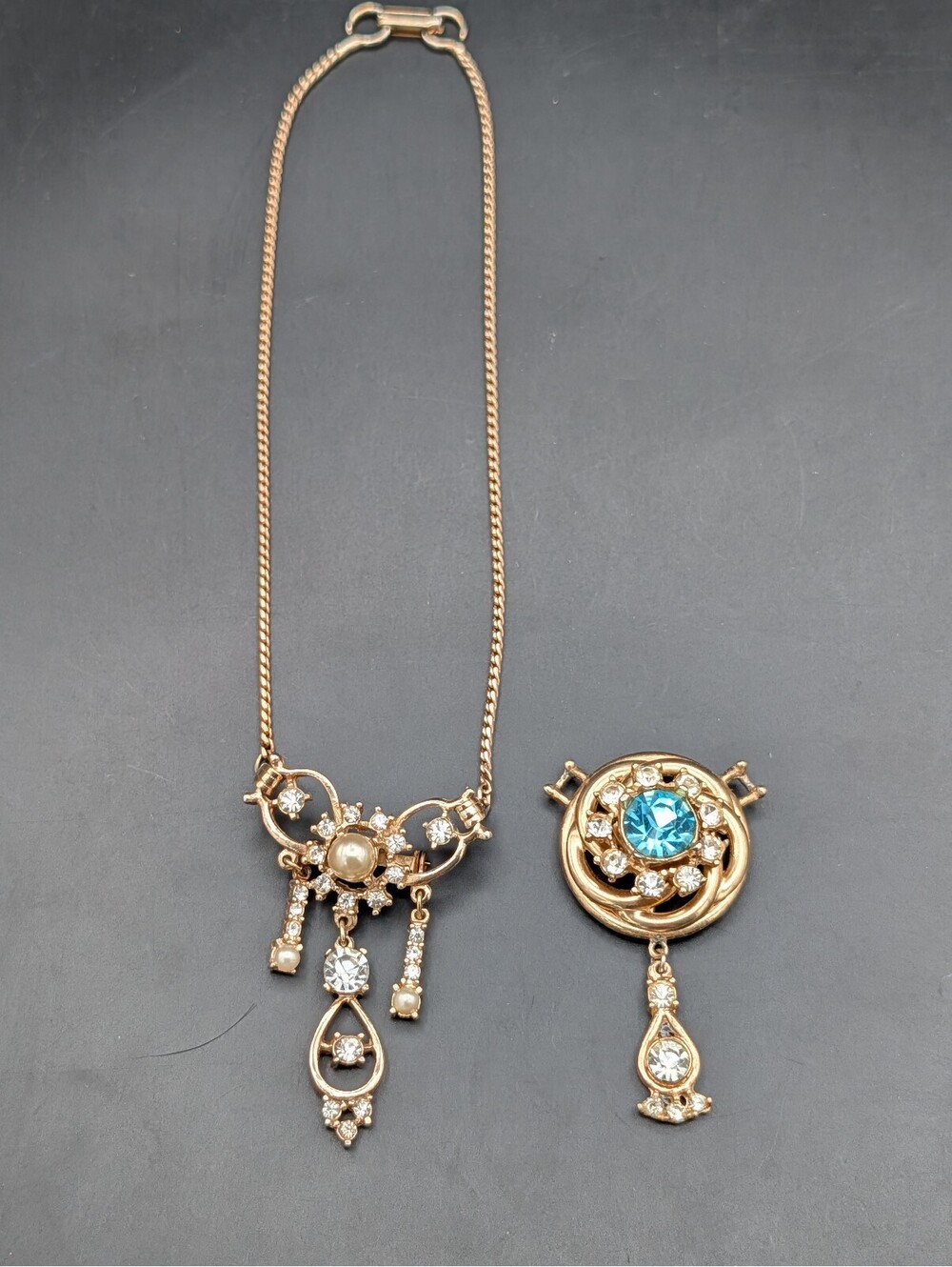 Vintage Convertible UV Aqua Blue Gold Tone Necklace Dangle Brooch Pendant